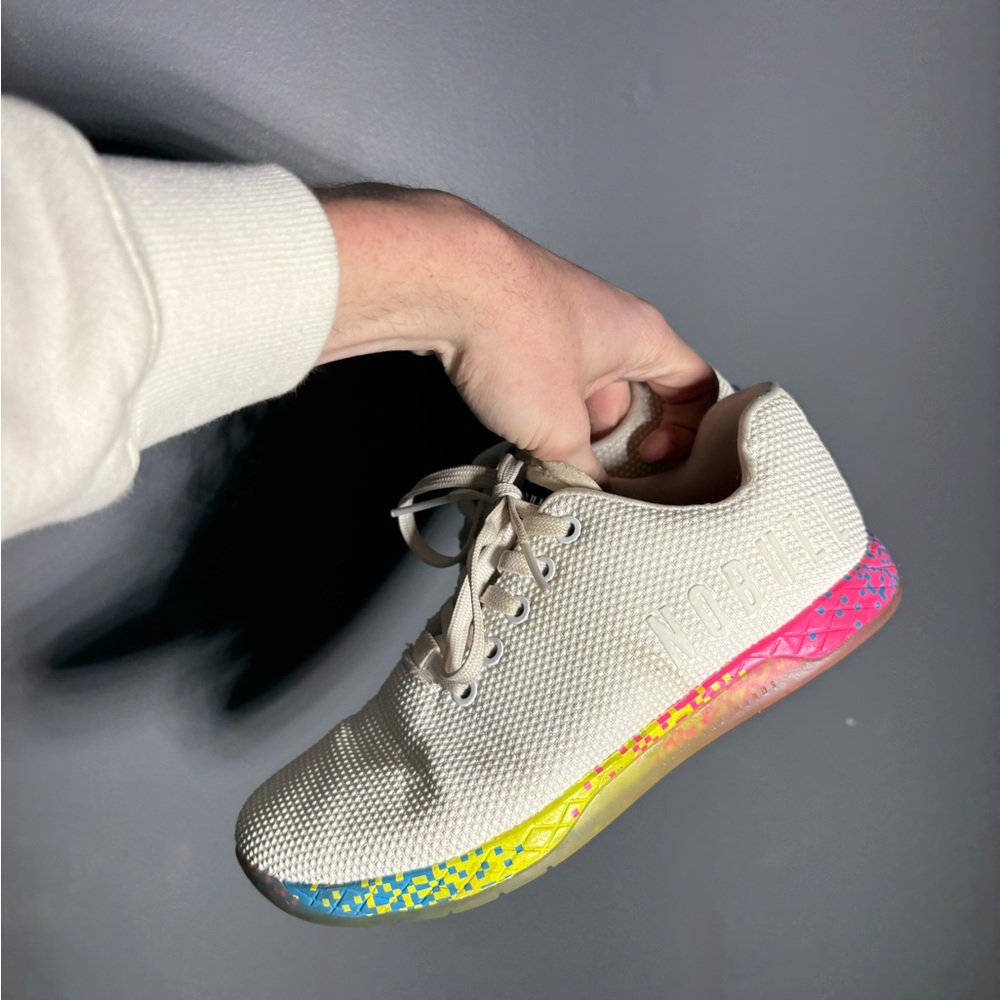 NOBULL Neon Glitch Trainers Men’s Size 6.5/ Womens 8 - Picture 2 of 7
